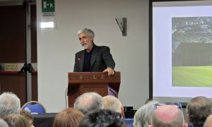 Impegno sociale e colori rosanero ancora a braccetto