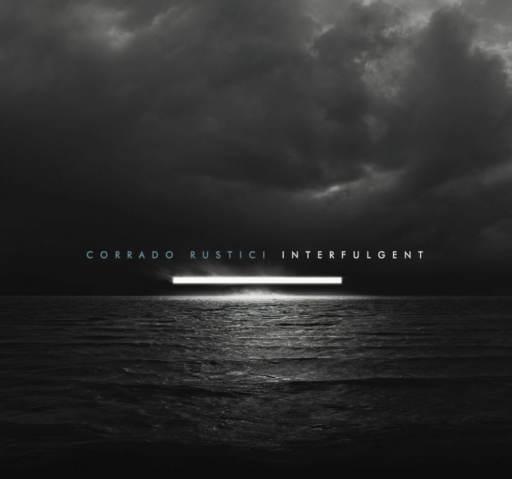 CORRADO RUSTICI - Il nuovo album di chitarra “INTERFULGENT”, viaggio in un paesaggio sonoro transmoderno