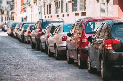 AUTOMOBILISTI INDISCIPLINATI, SEMPRE PIU' MULTE